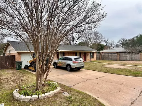 Other - 2501 Wayside Dr, Bryan, TX 77802 photo 2 of 7