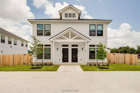 403 Nimitz St, College Station, TX 77840