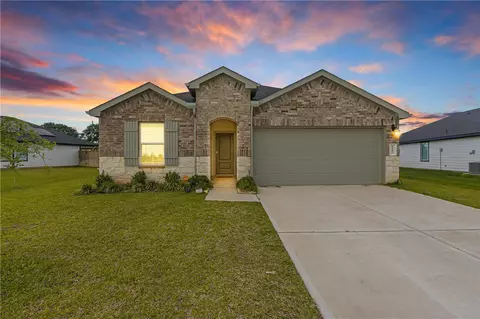 1147 Buffalograss Trl, Sealy, TX 77474