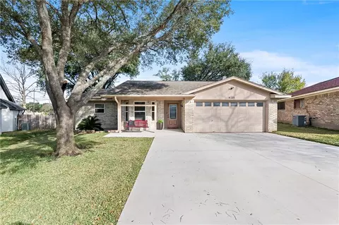 4125 Willow Oak St, Bryan, TX 77802