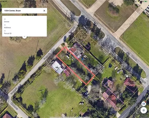 1004 Center St, Bryan, TX 77803