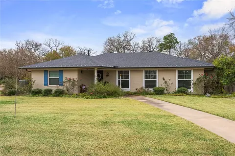 1208 Ashburn Ave, College Station, TX 77840