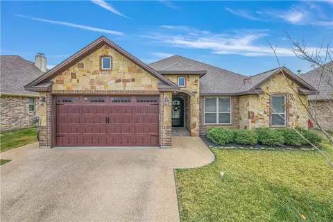 3049 Embers Loop, Bryan, TX 77808