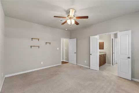 Bedroom - 2032 Stubbs Dr, Bryan, TX 77807 photo 3 of 13