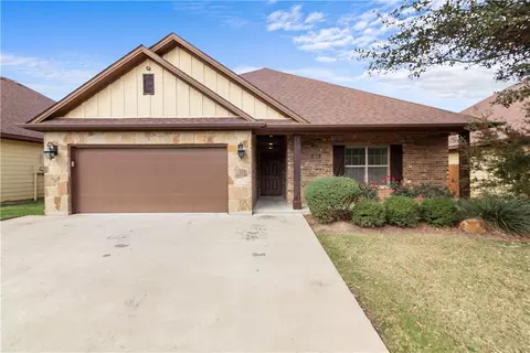 414 Momma Bear Dr, College Station, TX 77845