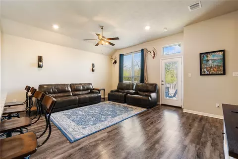2004 Dumfries Dr, Bryan, TX 77807 photo 12