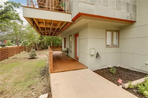 Exterior - 1015 E 24th St, Bryan, TX 77803 photo 5 of 13