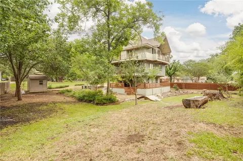 Exterior - 1015 E 24th St, Bryan, TX 77803 photo 10 of 13