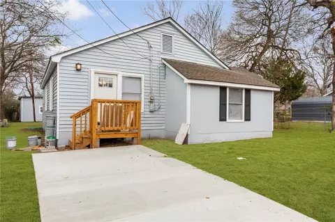 806 Walnut St, Bryan, TX 77803 photo 1