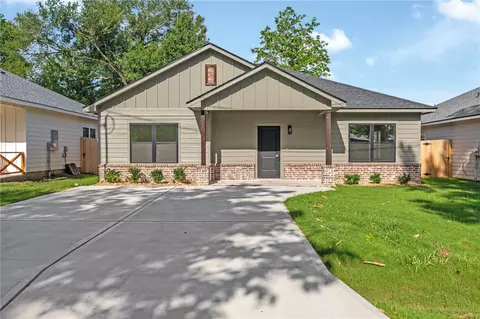 714 N Perkins, Franklin, TX 77856