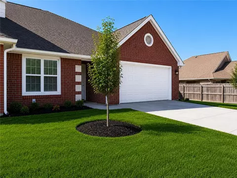 Exterior - 2000 Reagan Ct, Bryan, TX 77802 photo 2 of 5