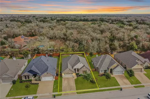 15635 Long Creek Ln, College Station, TX 77845