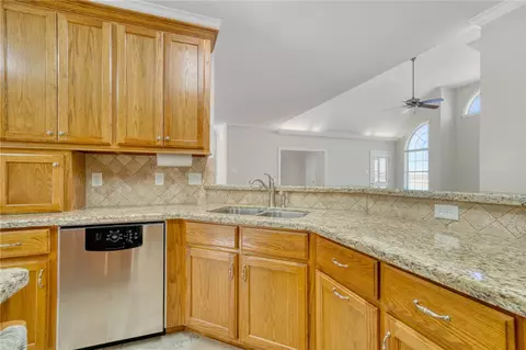 Kitchen - 4150 Wagonwheel Rd, Bryan, TX 77808 photo 3 of 6