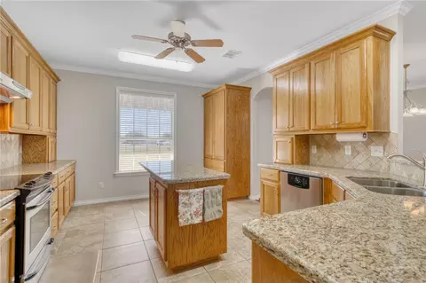 Kitchen - 4150 Wagonwheel Rd, Bryan, TX 77808 photo 2 of 6