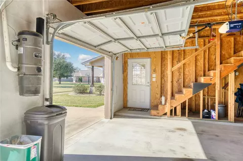 Entry Way - 4150 Wagonwheel Rd, Bryan, TX 77808 photo 4 of 4