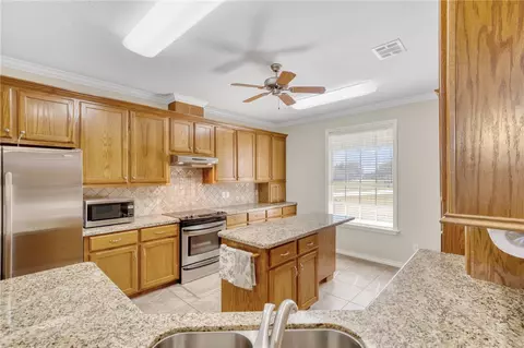 Kitchen - 4150 Wagonwheel Rd, Bryan, TX 77808 photo 1 of 6