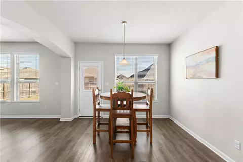 2011 Stubbs Dr, Bryan, TX 77807 photo 9