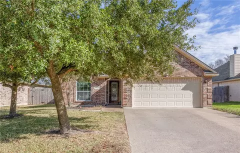 3707 Dove Crossing Ln, College Station, TX 77845