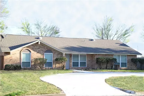 2210 Quail Holw, Bryan, TX 77802