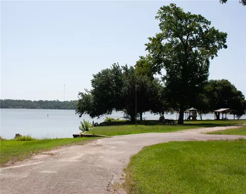 149 Hickory Hollow Onalaska, Onalaska, TX 77360 photo 28