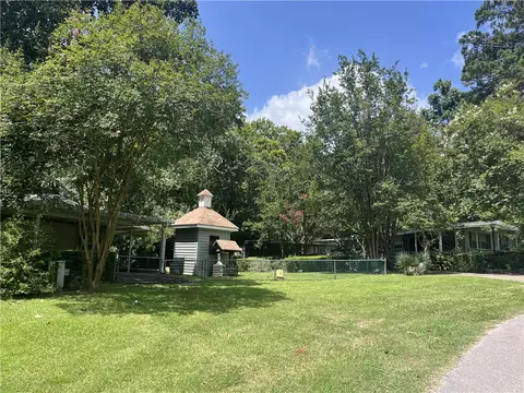 149 Hickory Hollow Onalaska, Onalaska, TX 77360 photo 3
