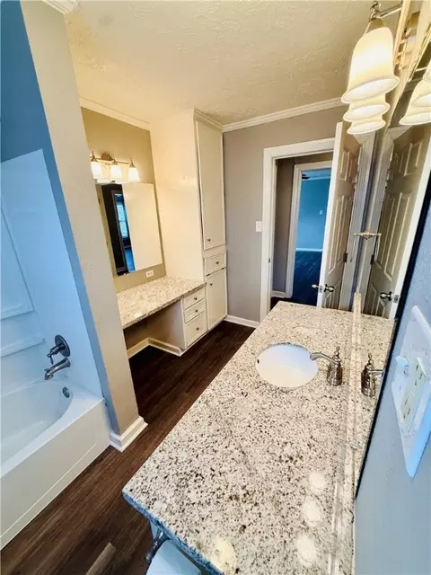 Bath - 1413 Burt St, Bryan, TX 77802 photo 2 of 2