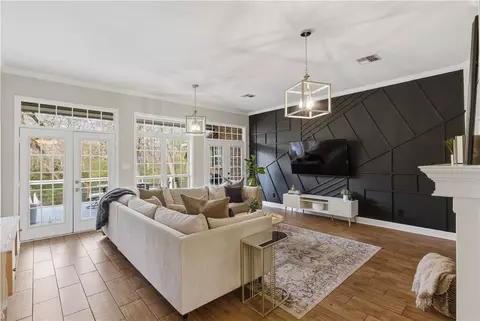 2601 Manchester Dr, Bryan, TX 77802