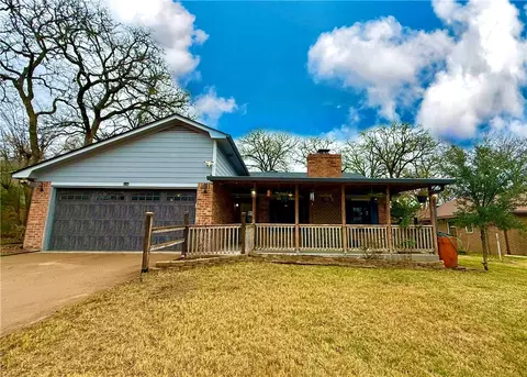 2108 Pantera Dr, Bryan, TX 77807
