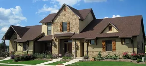 3300 Lieutenant Ave, College Station, TX 77845
