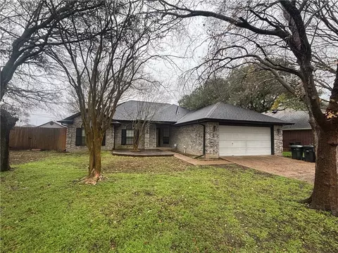 2918 Durango Ct, College Station, TX 77845