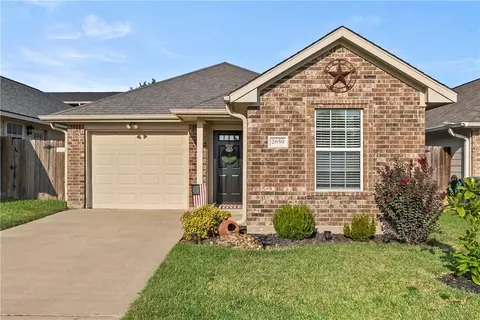 2659 Symphony Park Dr, Bryan, TX 77802