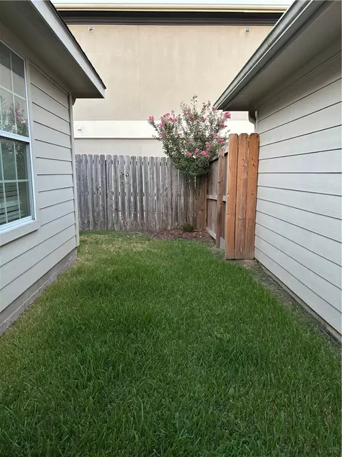 Exterior - 2659 Symphony Park Dr, Bryan, TX 77802 photo 2 of 2