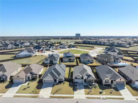 View/Area - 5022 Toscana Loop, Bryan, TX 77802 photo 3 of 3