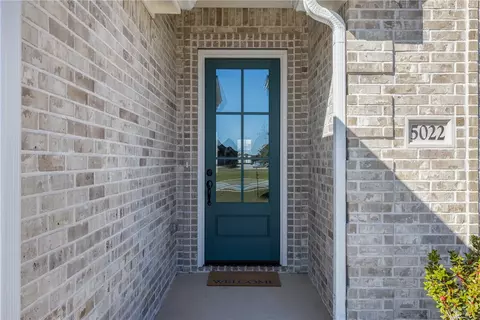 Entry Way - 5022 Toscana Loop, Bryan, TX 77802 photo 1 of 3