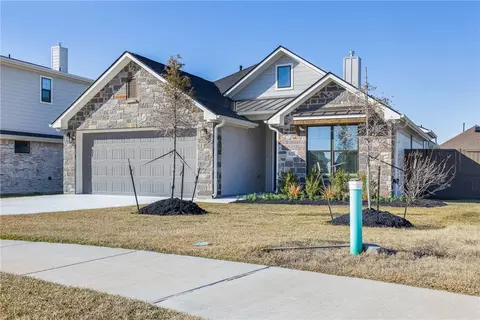 Exterior - 5020 Toscana Loop, Bryan, TX 77802 photo 2 of 5