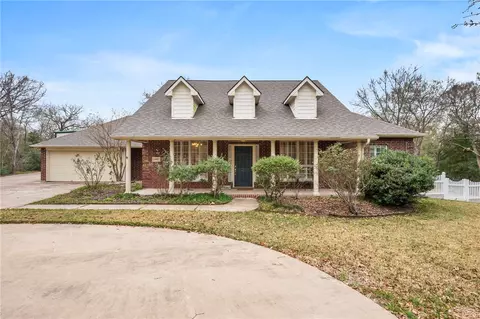 1007 Falcon Cir, College Station, TX 77845
