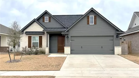 5951 Eldora Dr, College Station, TX 77845