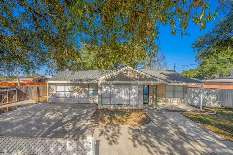 2303 A Bomber Dr, Bryan, TX 77801 photo 1