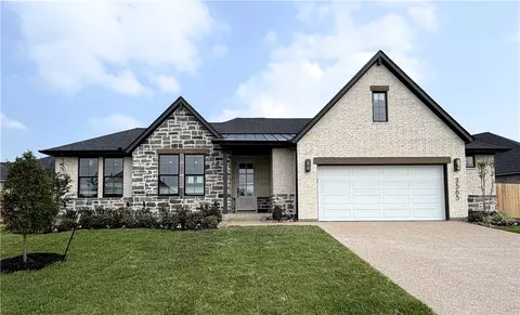 3565 Chantilly Path, Bryan, TX 77808