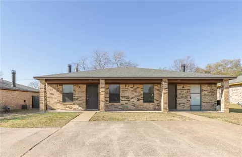 713 San Benito Dr, College Station, TX 77845