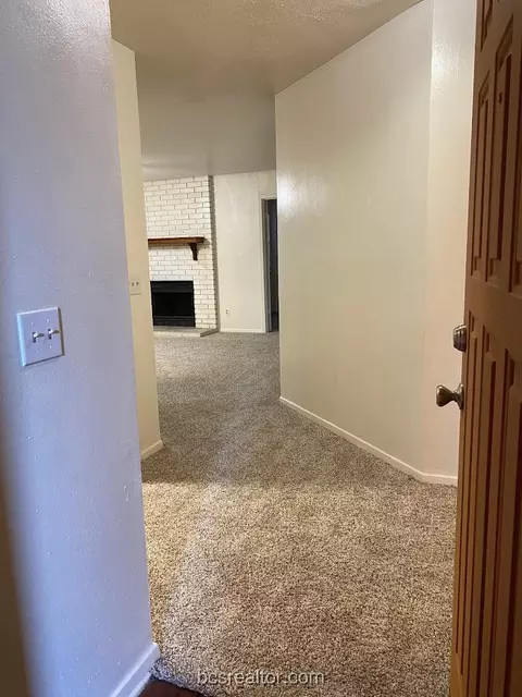 1305 W Villa Maria Road C201, Bryan, TX 77801