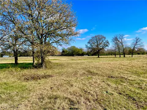 6855 Harbert Rd, Bryan, TX 77808 photo 4