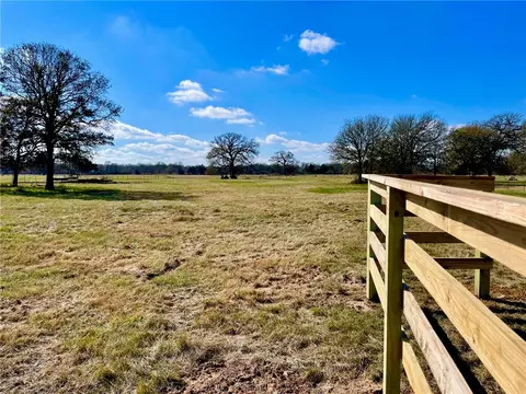 6855 Harbert Rd, Bryan, TX 77808 photo 8