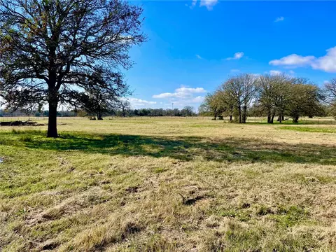 6855 Harbert Rd, Bryan, TX 77808