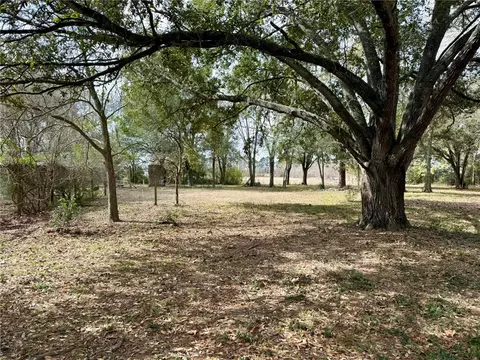 31318 Knebel Rd, Waller, TX 77484