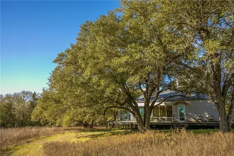 11107 Mt Falls School Rd, Washington, TX 77880