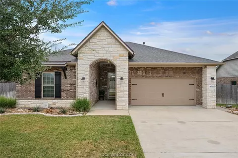 3085 Archer Cir, Bryan, TX 77808