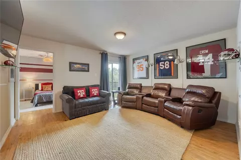 1901 Holleman Drive W 504, College Station, TX 77840