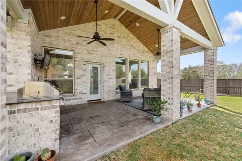4345 Fox River Ln, Bryan, TX 77802 photo 6