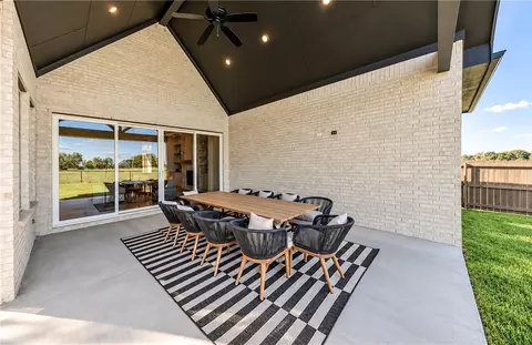 Exterior - 7032 Skipping Rock Path, Bryan, TX 77808 photo 3 of 3
